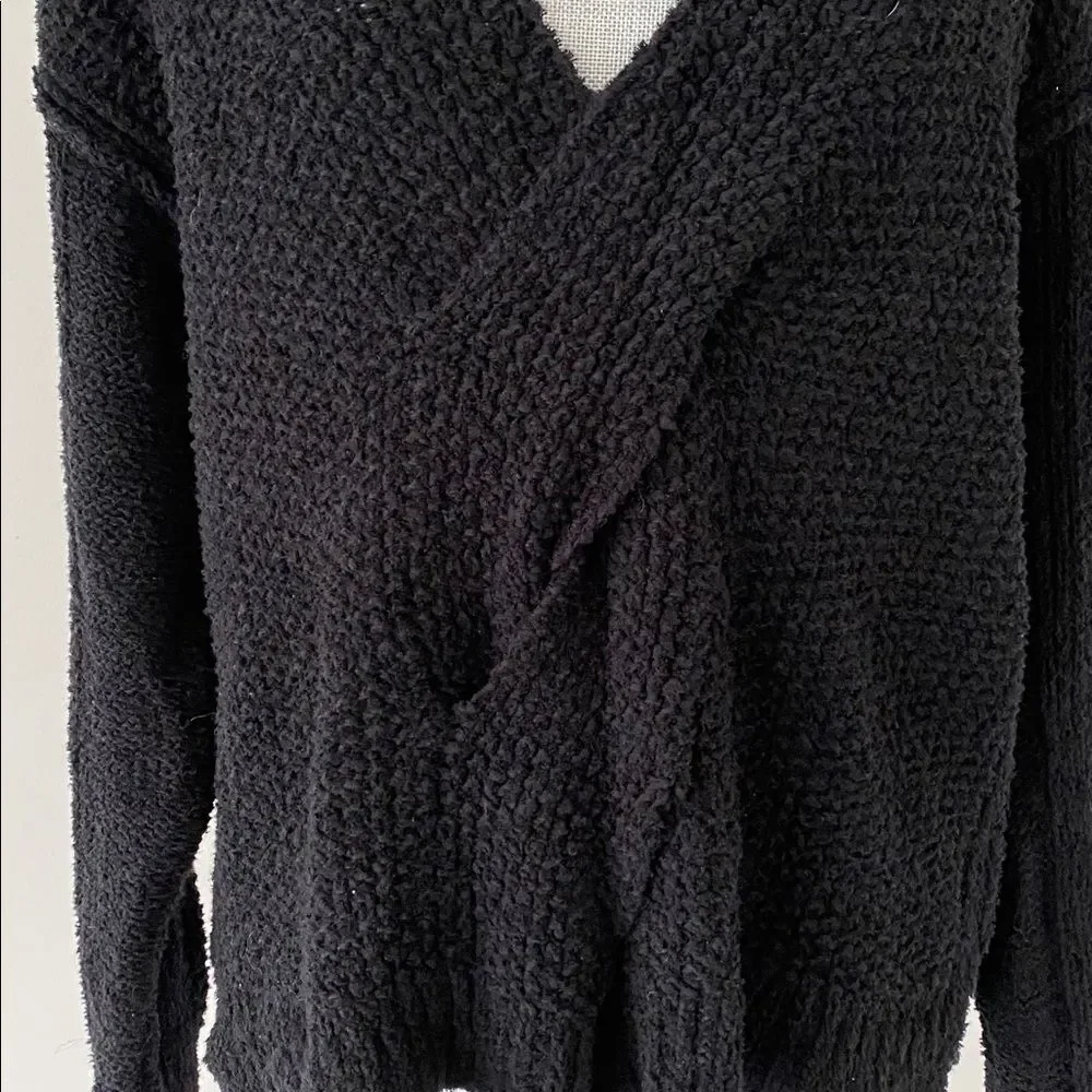 Free People Coco V-Neck Twist Detail Knit Sweater Black Sz M Cozy Urban Chic